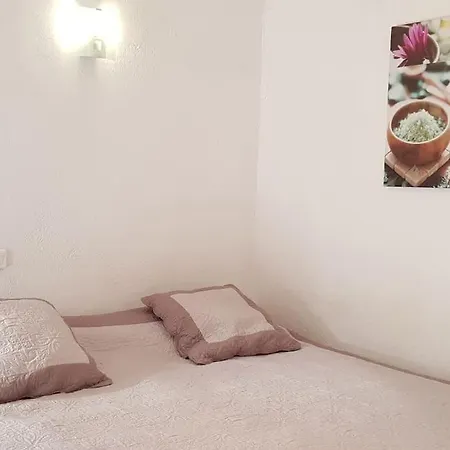 Maisonnette Vue Mer A 2mn A Pied De La Plage Ferienhaus *
